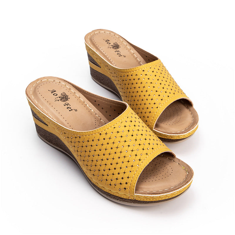 Salem-G Women’s Comfort Wedge Sandals
