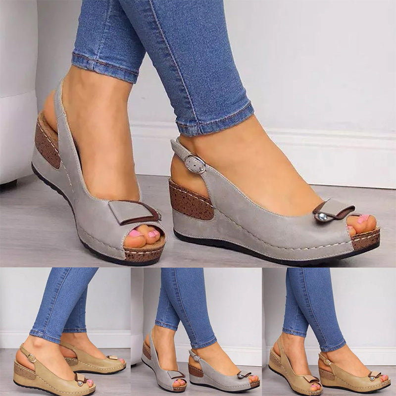 Fish mouth buckle sandals